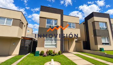 VENDE Moderna Propiedad en Condominio Terranova